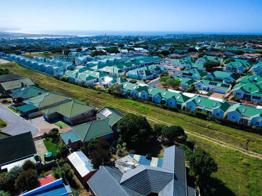 3 Bedroom Property for Sale in Stilbaai Wes Western Cape